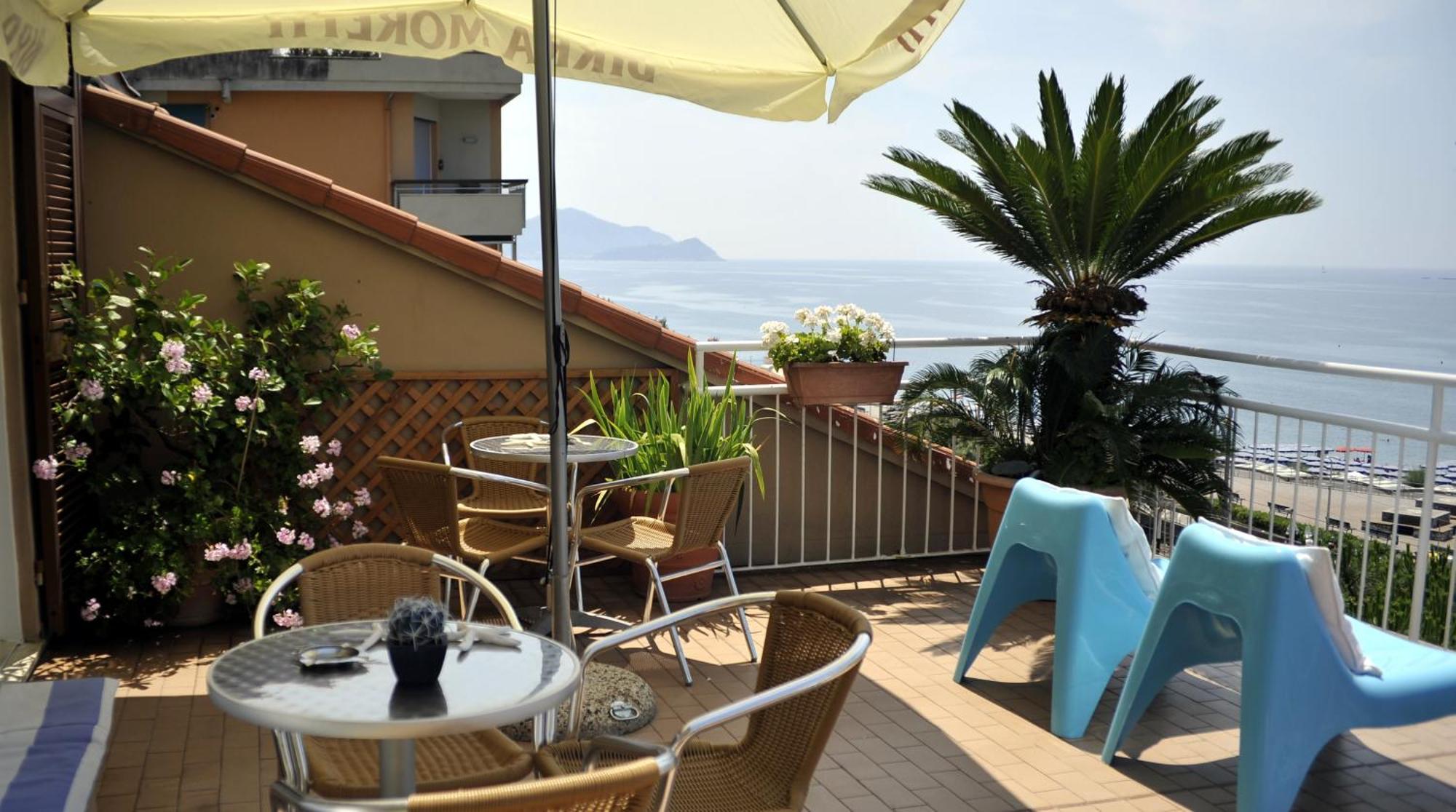 Hotel Tigullio Lavagna Exterior foto