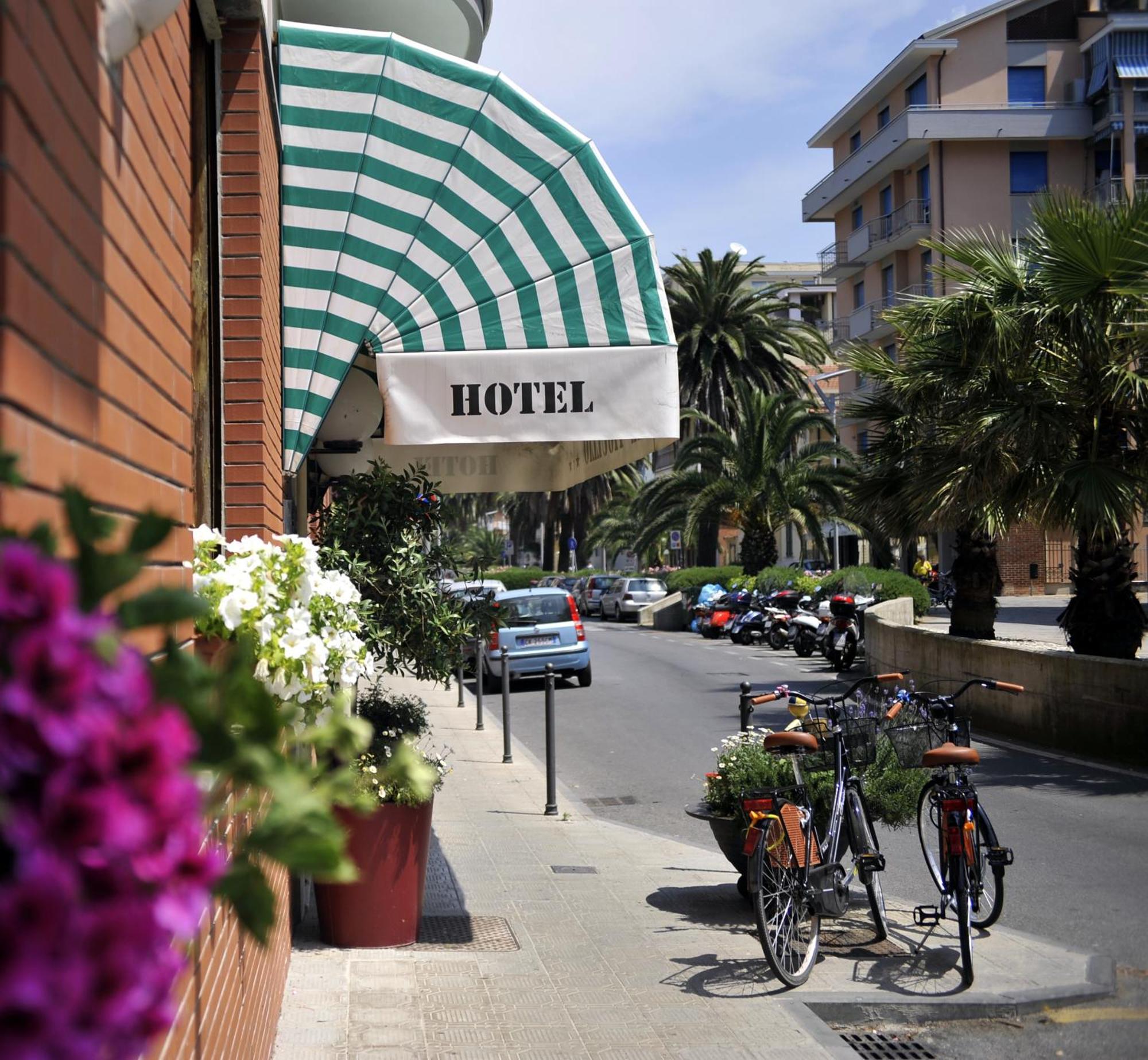 Hotel Tigullio Lavagna Exterior foto